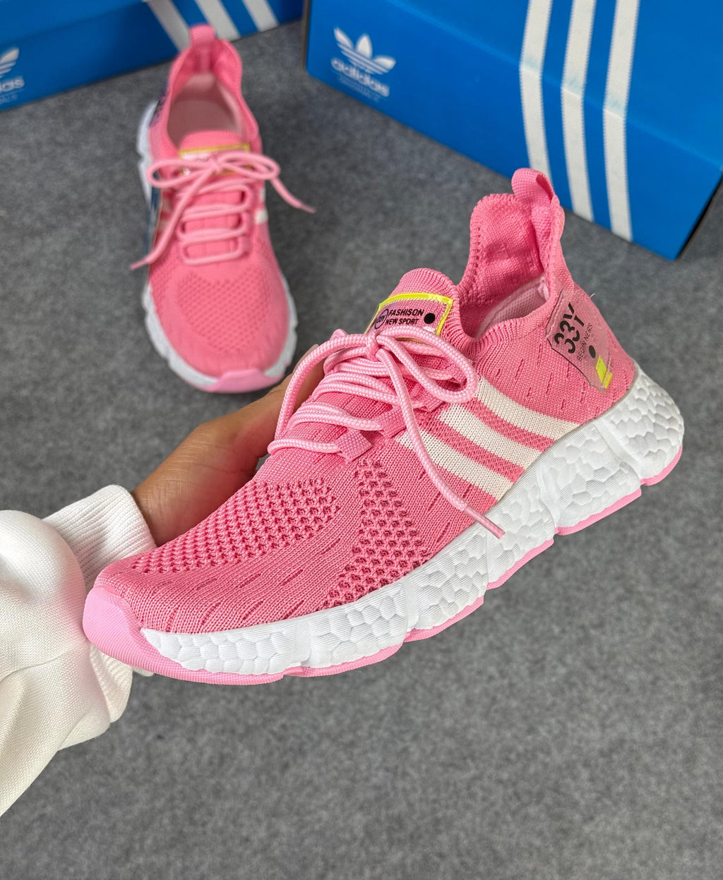 Tênis Unissex Adidas 33Y