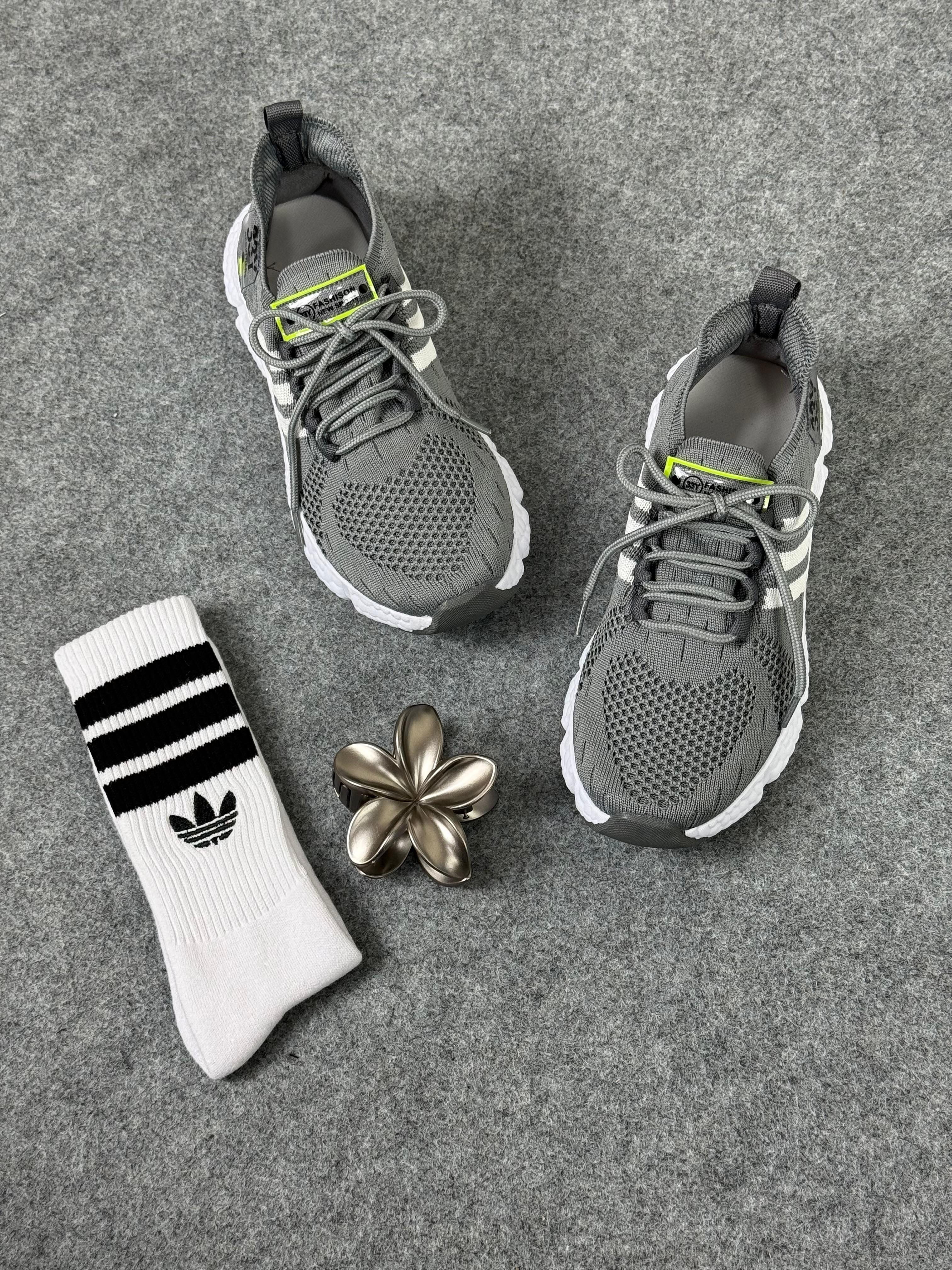 Tênis Unissex Adidas 33Y