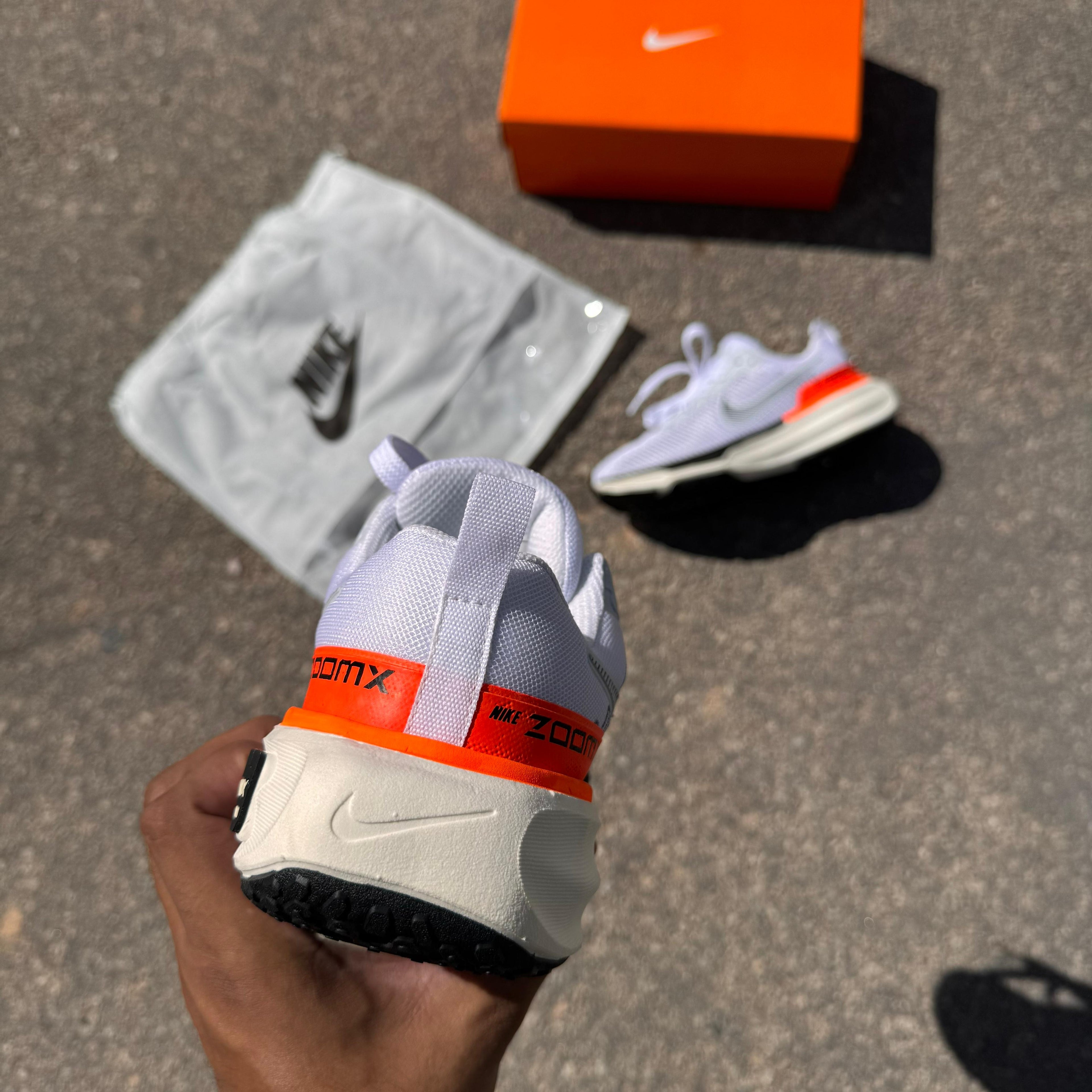 Tênis Unissex Nike ZoomX 04