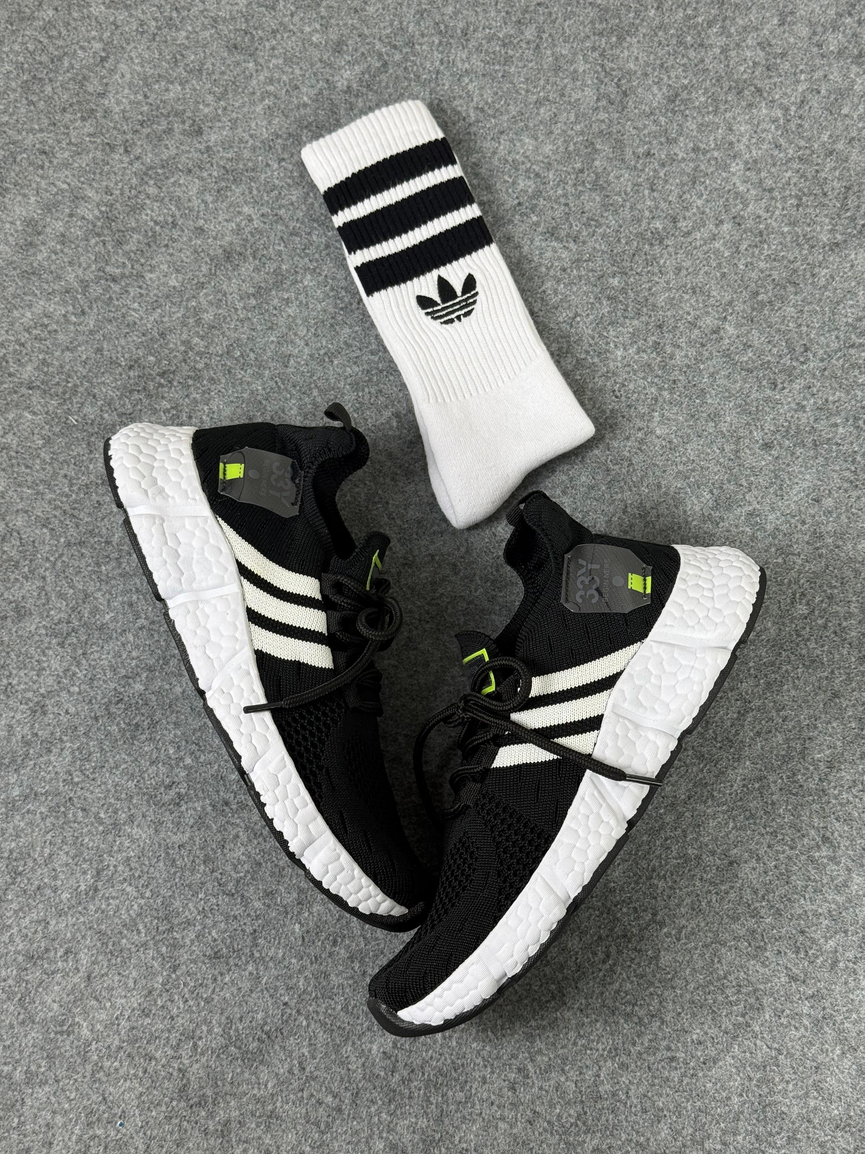 Tênis Unissex Adidas 33Y