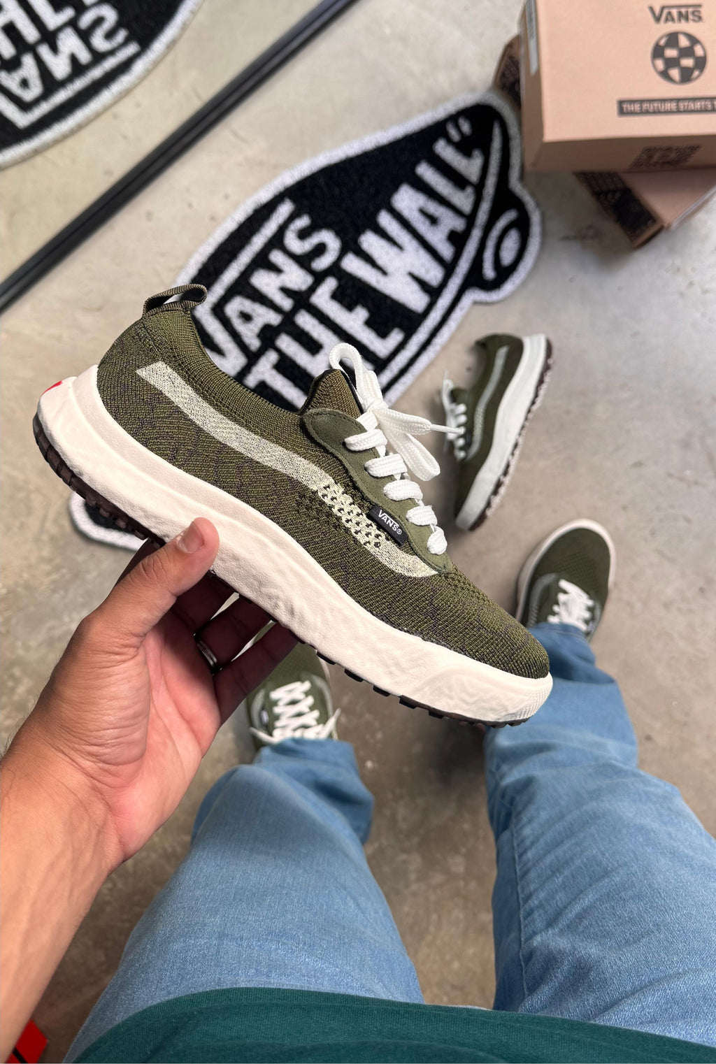 Tênis Unissex Vans Ultra range Vr3