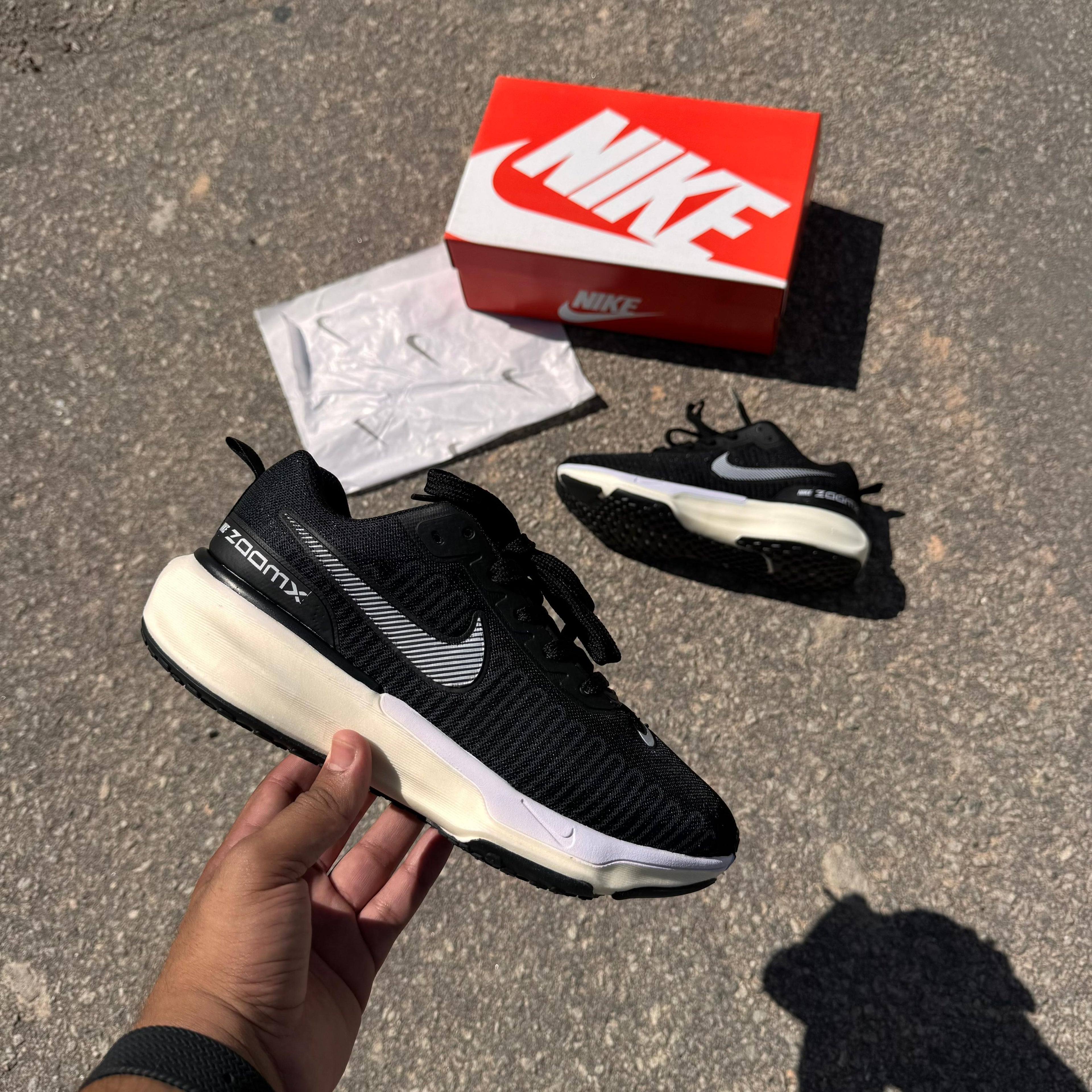 Tênis Unissex Nike ZoomX 04