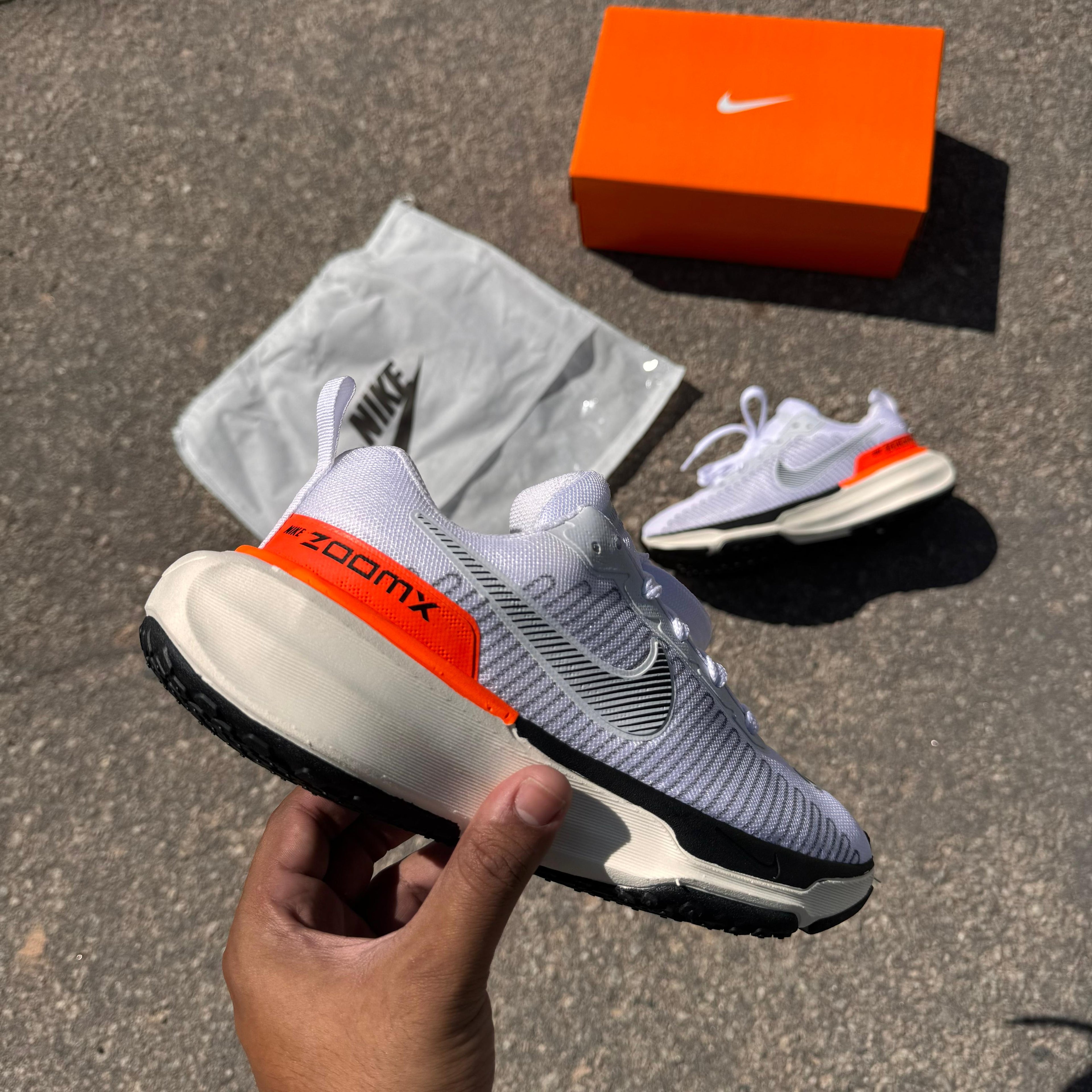 Tênis Unissex Nike ZoomX 04